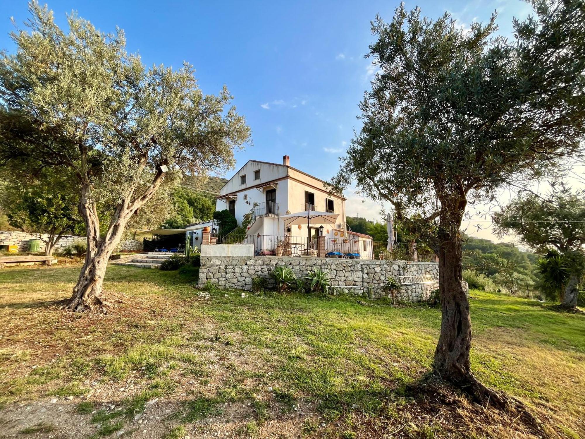 Agriturismo Serre SantʼAgata di Militello Extérieur photo